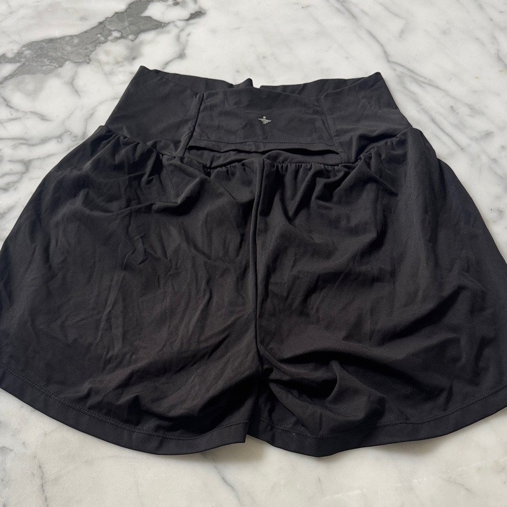 Halara SoftlyZero™ Airy Super High Waisted 2-in-1 Cool Touch Yoga Shorts - Picture 2 of 3